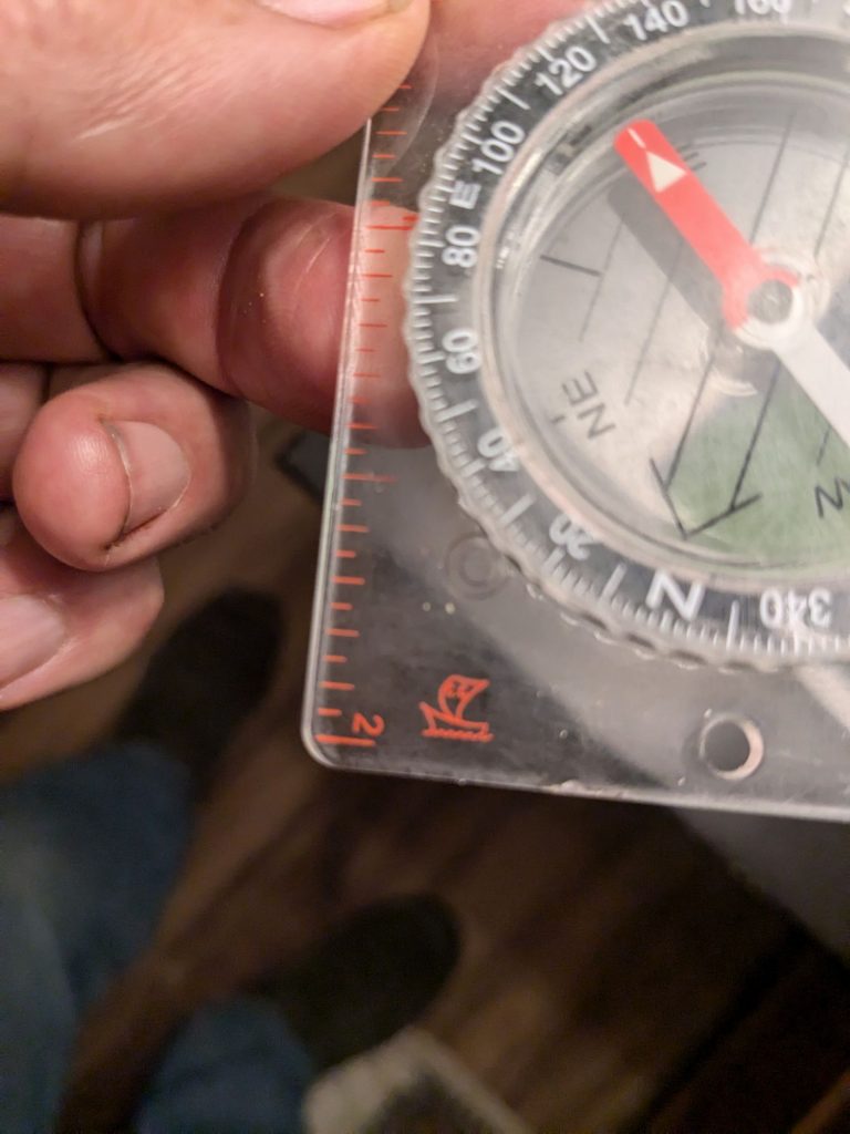 Bussola E Termometro 2 In 1 Coghlans – Strumento Da Escursionismo Con Clip E Cordino – Scala Celsius E Fahrenheit – Ideale Per Viaggi E Outdoor
